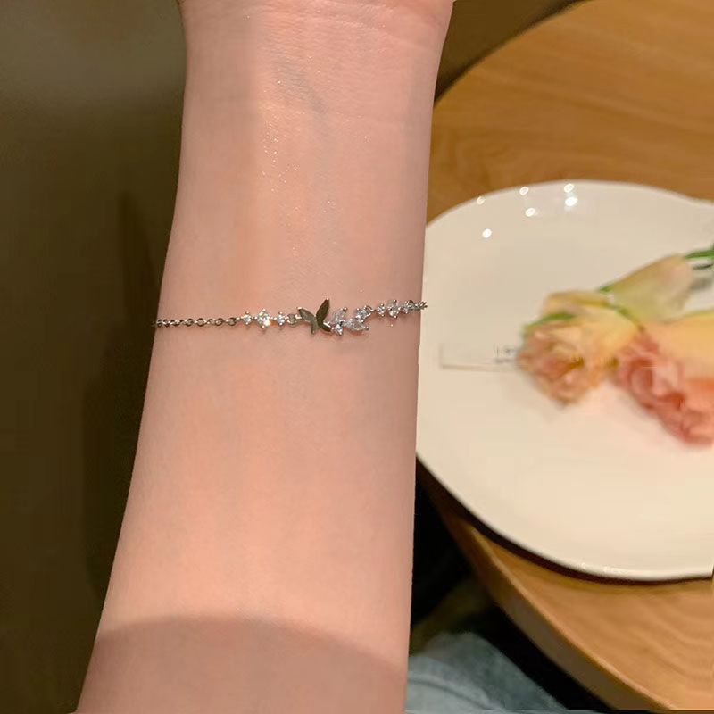 ins stila jauna super feju tauriņa dimanta aproce sieviešu personības niša unikāla viegla luksusa augstas kvalitātes roku rotaslieta_voghion.com