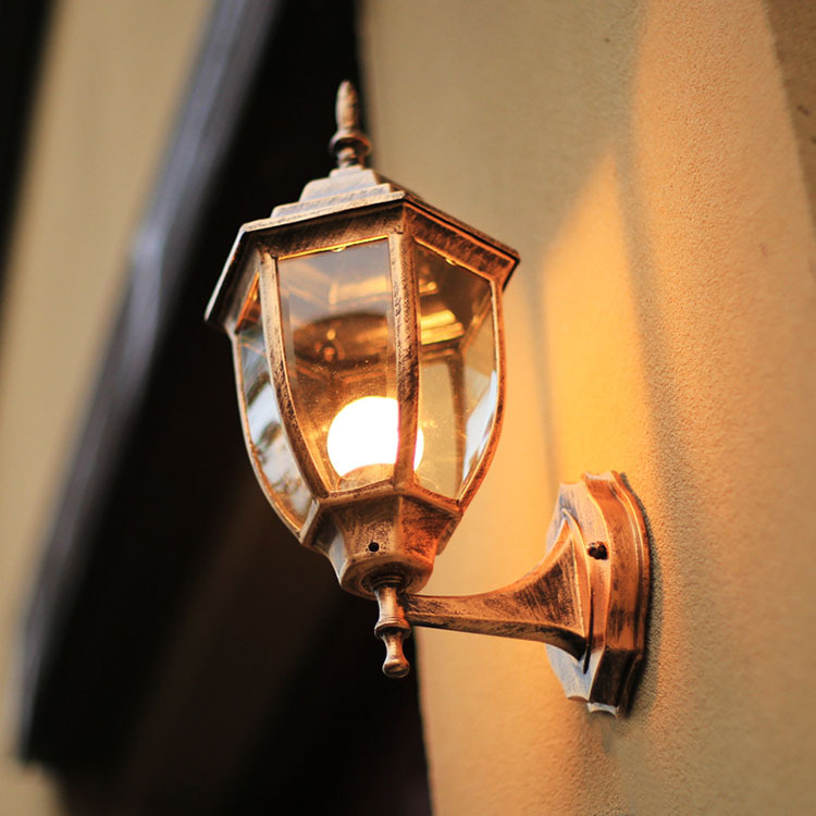led solar outdoor wall lamp European waterproof wall lamp retro stair corridor aisle courtyard wall lamp