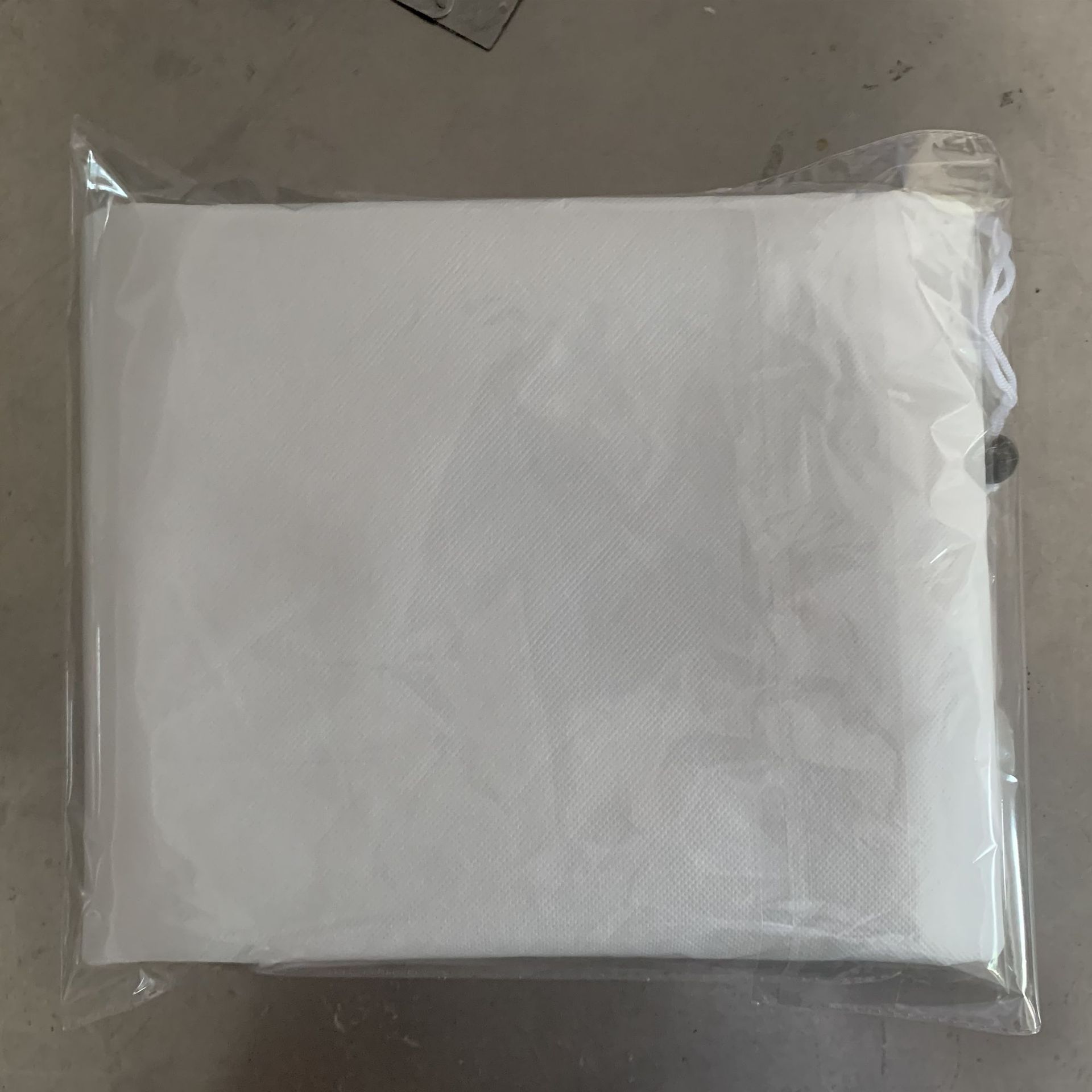 Plant Anti-freezing Cover Autumn and Winter Anti-freezing Cover Protective Bag Plant Anti-freezing Bag Non-woven Fabric Anti-freezing Cover