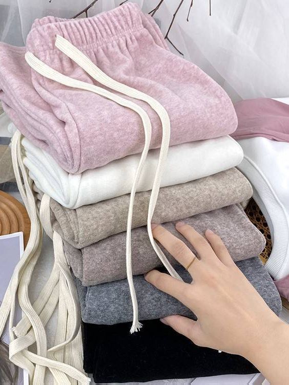 Autumn and Winter fleece-lined towel cashmere pants women's glutinous nylon high waist loose draping wide-leg pants narrow straight casual pants