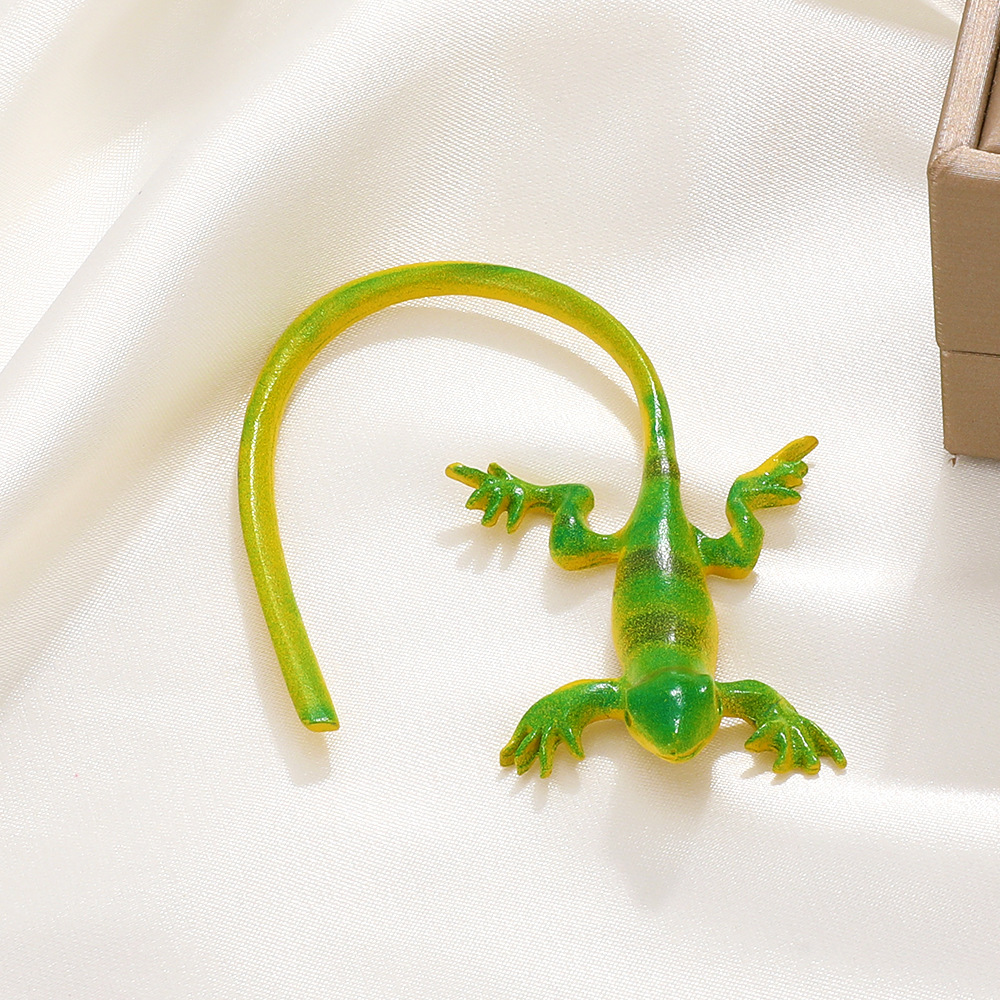 European and American ins exaggerated lizard ear clip without pierced ears fashion creative niche design gecko ear bone clip animal earrings