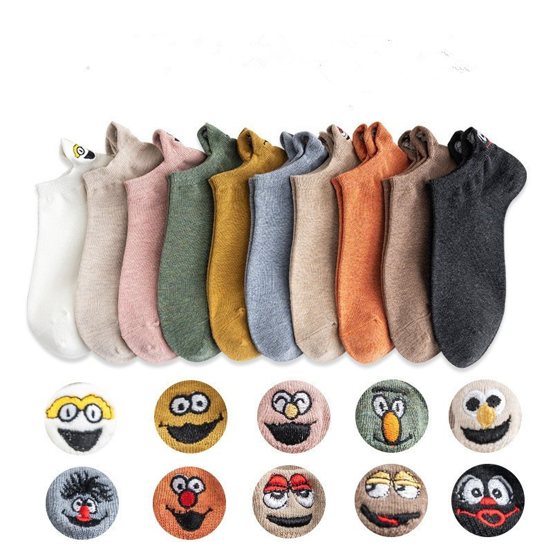 Spot spring and summer cartoon couple boat socks heel funny expression bag short socks embroidery smiling face women's socks wholesale