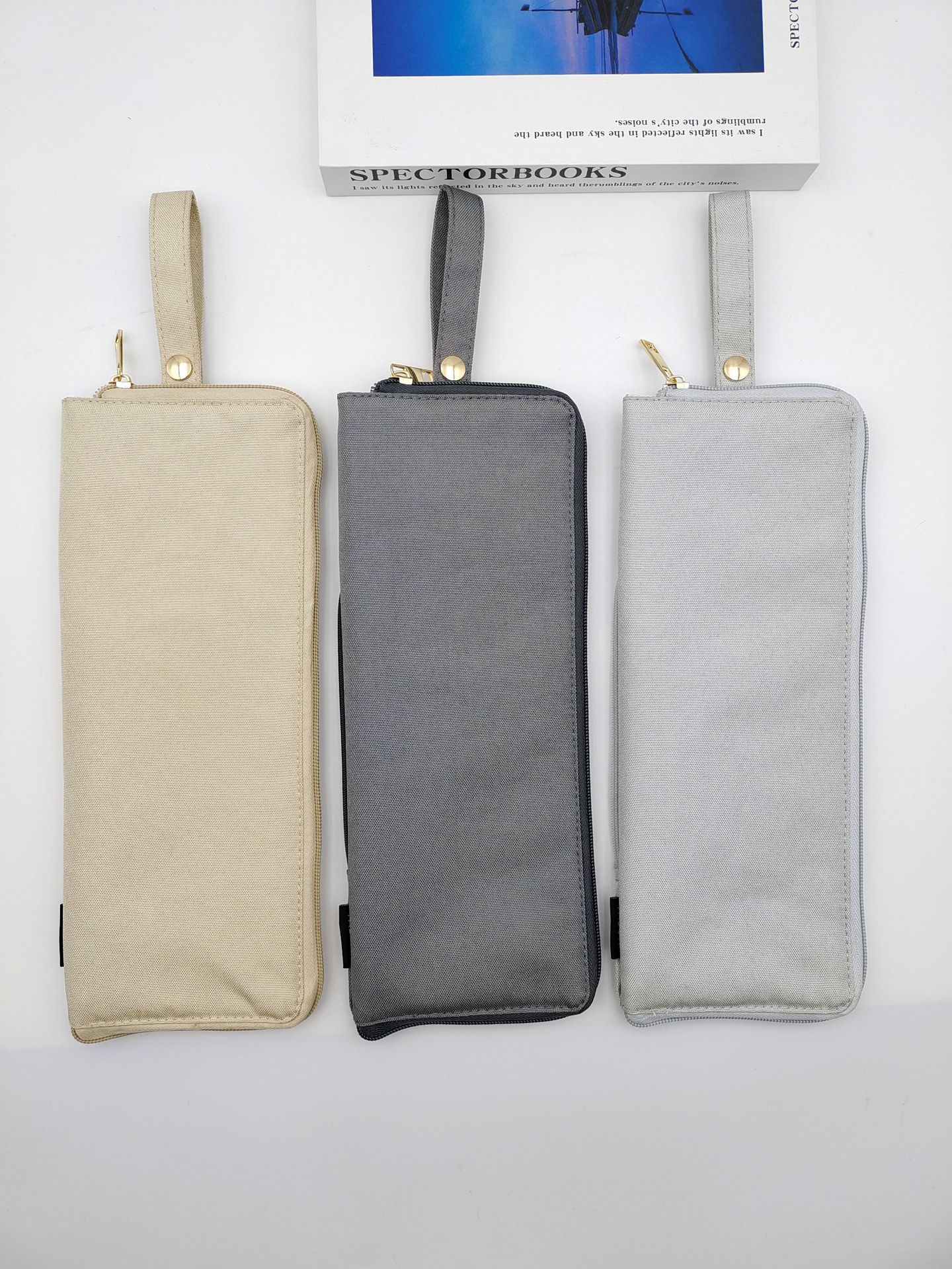 Hair Curler storage bag heat insulation bag electric splint roll stick anti-scalding pad cotton protective cover Barber makeup artist tool bag
