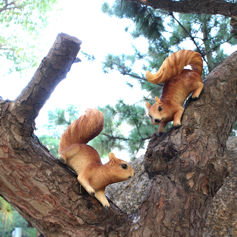 New Amazon Hot Sale Spot Simulation Squirrel Creative Resin Pendant Micro Landscape Garden Garden Decorations