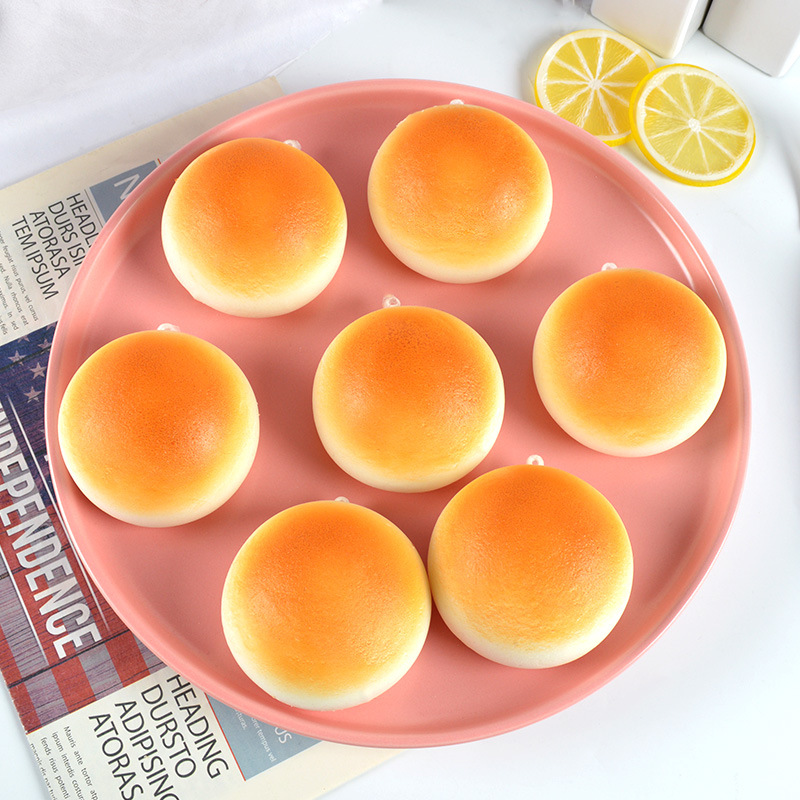 PU simulation slow rebound fried steamed bread bread food model ornaments play food shooting props pinch Music Toys