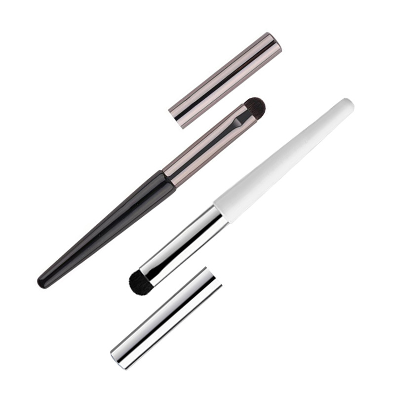 fil931 Wooden Handle Round Head Lip Brush Portable Beauty Makeup Tool small size Makeup Brush with Cover Customization