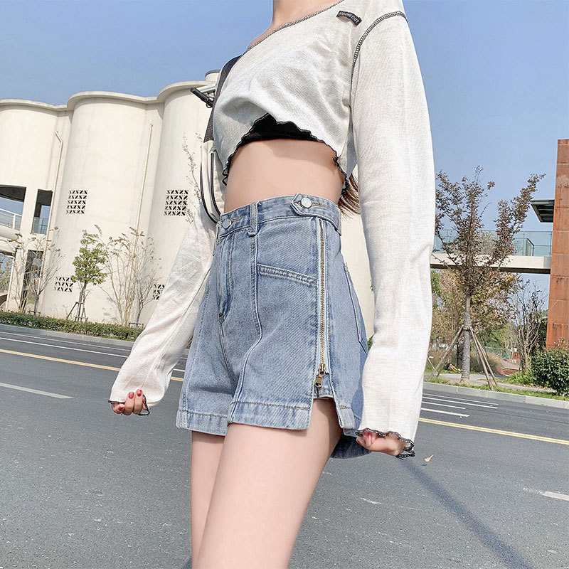 Internet Celebrity Side Zipper Denim Shorts Women's Loose 2023 New Korean Style Wide Leg Pants Slimming Letter Outer Wearing Hot Pants for Summer