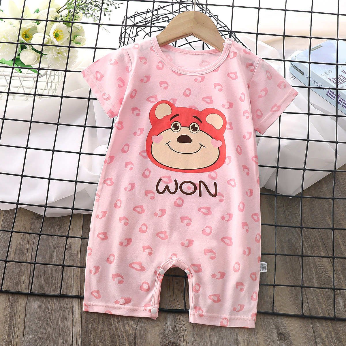 H01-Short Climb Strawberry Bear