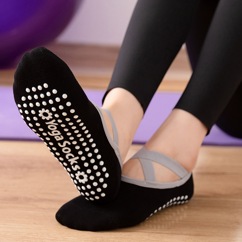 [Domestic Hot Selling] Cross Strap Backless Yoga Socks Women Non-slip Professional Pilates Dance Fitness Sports Socks