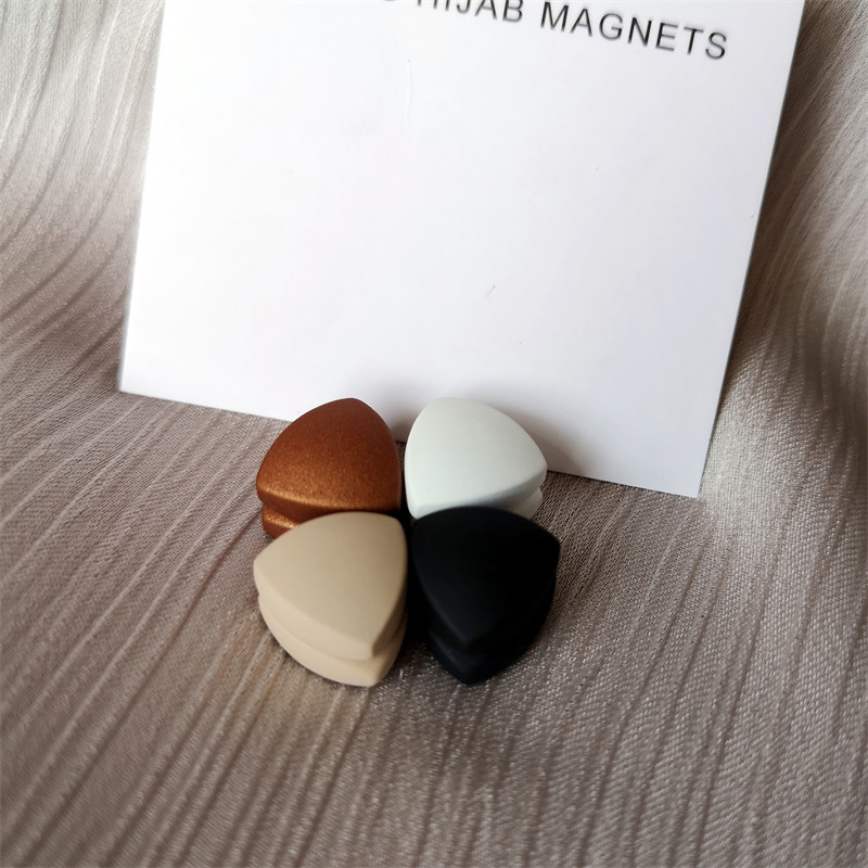 Cold Style Simple Silk Towel Buckle Light Luxury Fashion Elegant Trendy Jewelry Scarf Magnetic Buckle LOGO BZ101