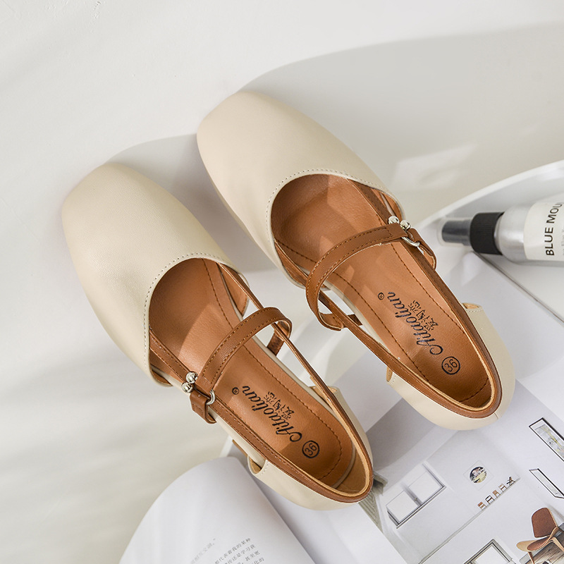 2022 new autumn low skin color viscose shoes daily spot average size square head flat heel solid color single-layer shoes