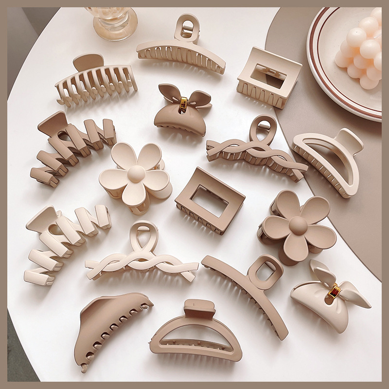 Autumn and Winter milk brown Series Grab Clip Collection All-match Cross Hollow Hair Grab Disc Hair Clip Hair Quantity Multi-hair Claw Hair Accessories