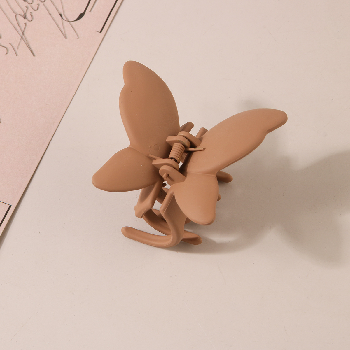 Nuovo fermaglio per capelli a forma di farfalla transfrontaliera, effetto vernice smerigliata, personalizzato, alla moda, con artiglio per la testa_voghion.com