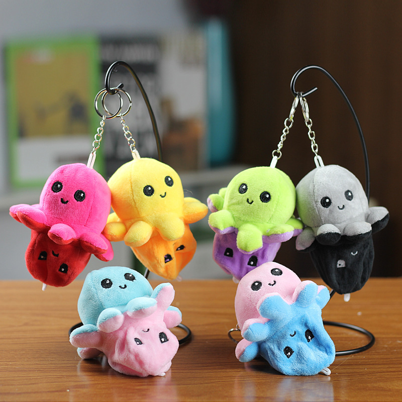 かわいい反転タコがタコ八爪魚のぬいぐるみをひっくり返した|undefined