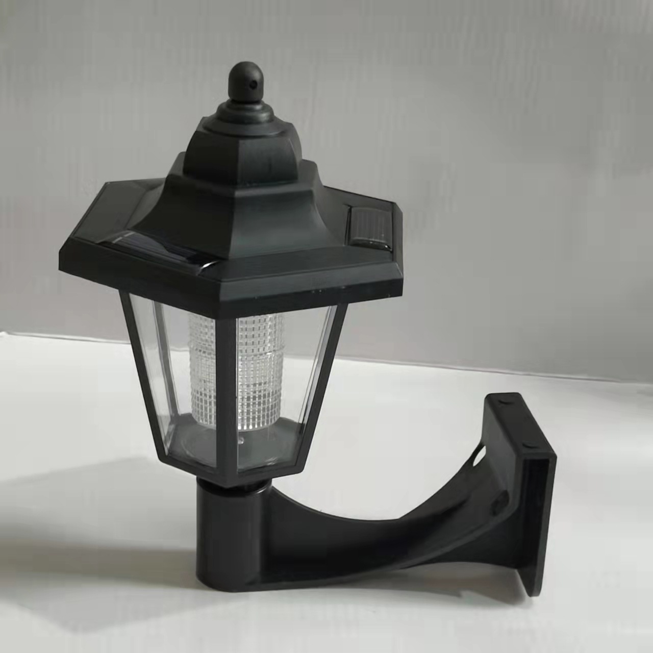 E-commerce cross-border solar hexagonal wall lamp outdoor waterproof courtyard villa hexagonal court lighting wall lamp