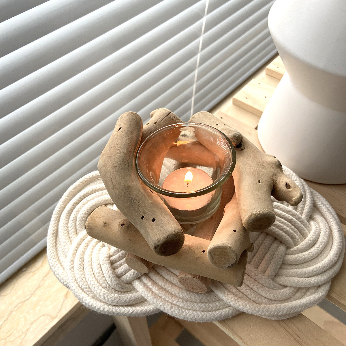 Nordic ins Retro Drifting Wood Candle Holder Pastoral Style Creative Simple Home Soft Decoration Modern Dining Table Decoration