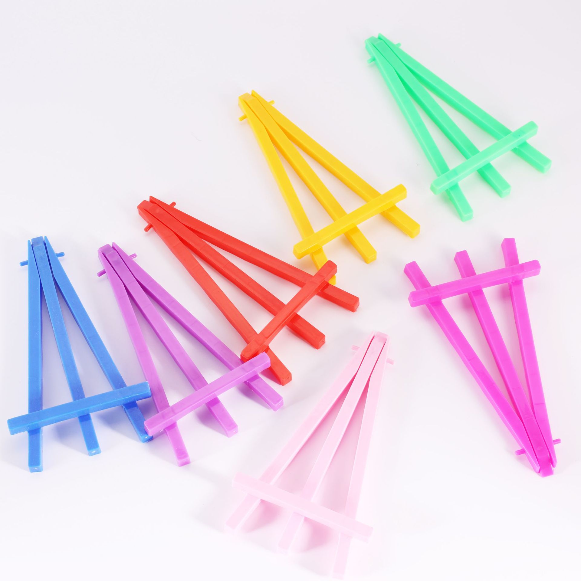 Display small easel plastic Mini children's easel mobile phone holder painting display tripod