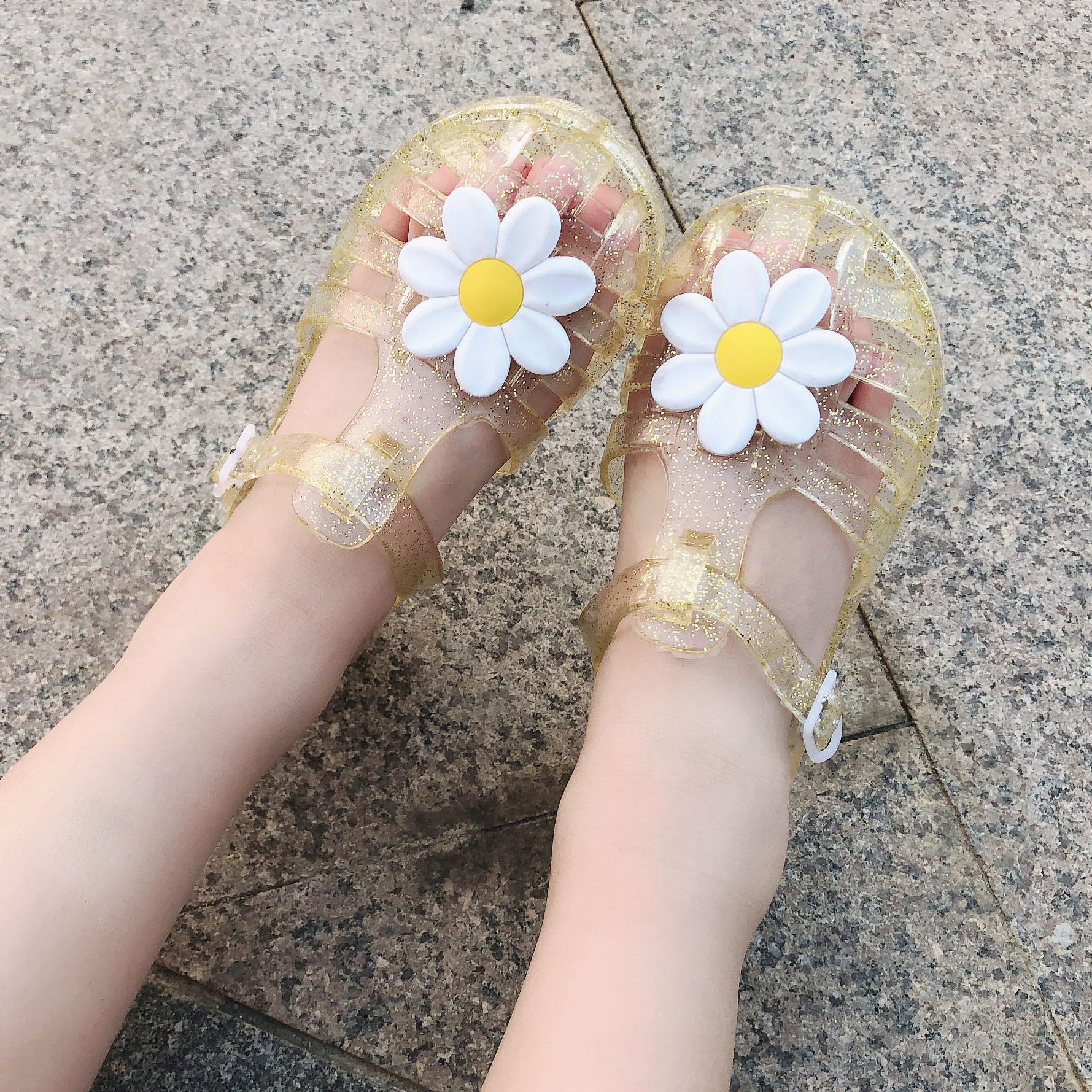 Spring and Autumn New Men's and Women's Middle and Small Children's Cave Shoes Baotou Jelly Crystal Fisherman Baby Roman Chrysanthemum Sandals