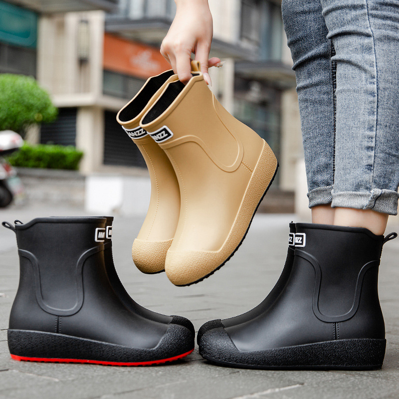 Fashion rain boots men's and women's short water shoes adult flat warm waterproof boots short student rubber shoes men's overshoes wholesale