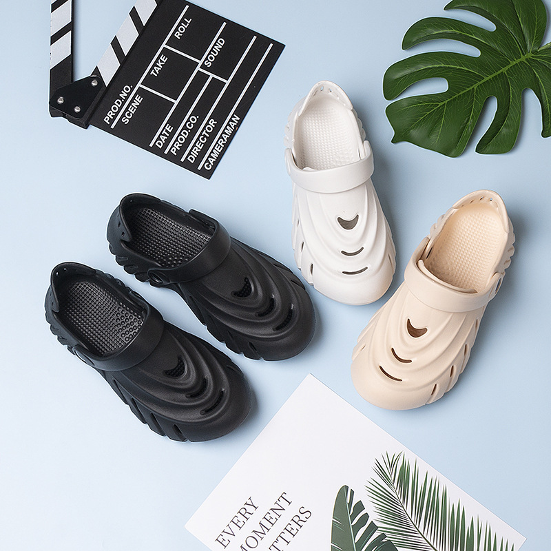 Summer Cave Sandals 2023 New Breathable Cave Shoes Couple Casual Beach Shoes Hollow Garden Shoes