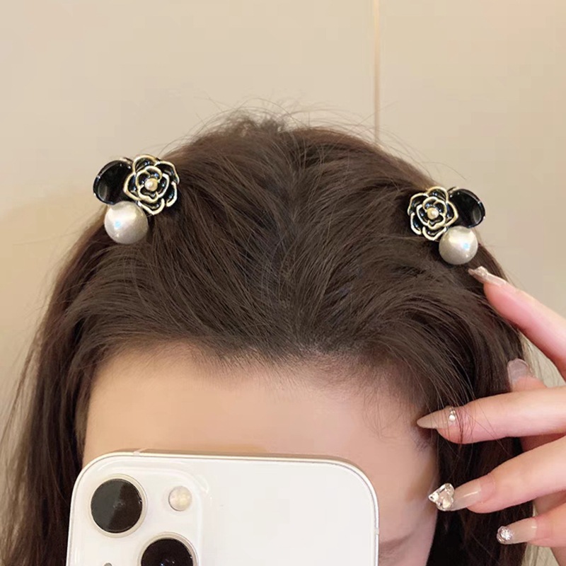 2024 New retro Camellia Pearl Mini small clip female bangs broken hair clip princess hair clip headdress