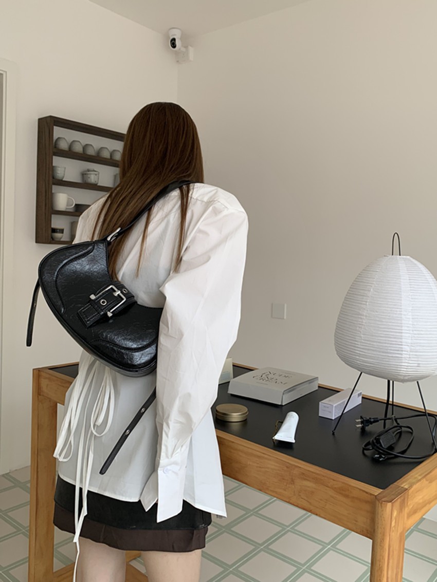 Korean Style ins Bag Women's Summer 2023 New Vintage Spice Girl Underarm Bag Niche Shoulder Crossbody Bag