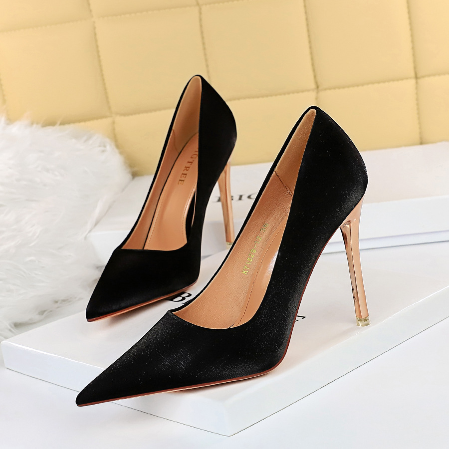 1829-12 European and American style sexy slim heel super high heel satin high heel shallow mouth pointed high heels women's single shoes