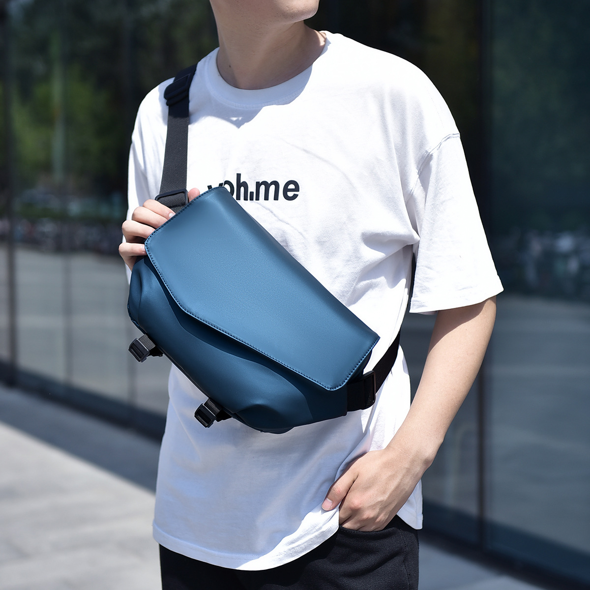 Fashion brand men's functional messenger bag waterproof ipad multifunctional chest bag women's shoulder bag factory messenger bag chest bag