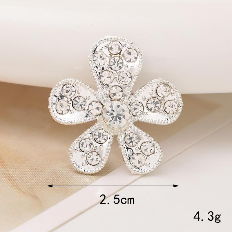 New diamond-encrusted five-petal Camellia diy phone case beauty sticker full Diamond cherry blossom hole shoes accessories material