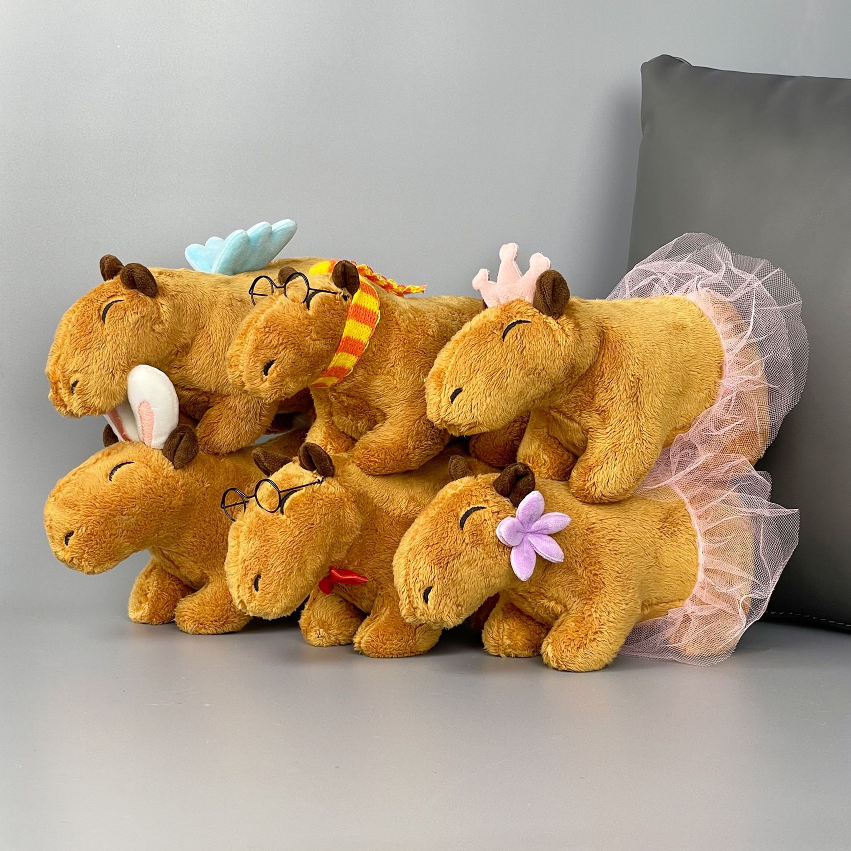 New in stock Kapibala Plush Toy Capybara Doll Water Guinea Pig Doll Plush Toy Grasping Machine