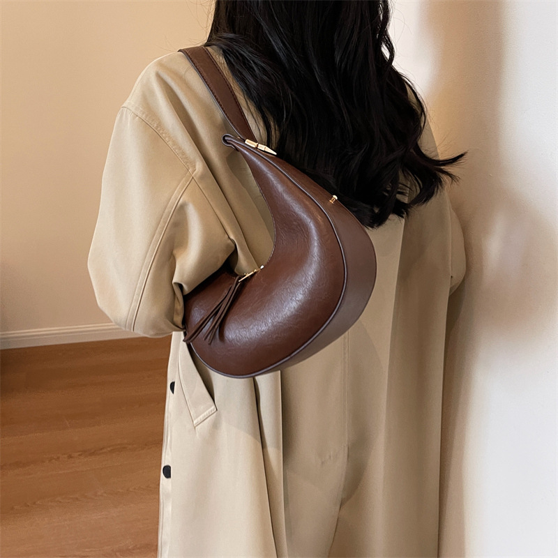 Cross-border foreign trade niche design retro Crescent bag for women 2024 New Fashion shoulder bag western style underarm bag