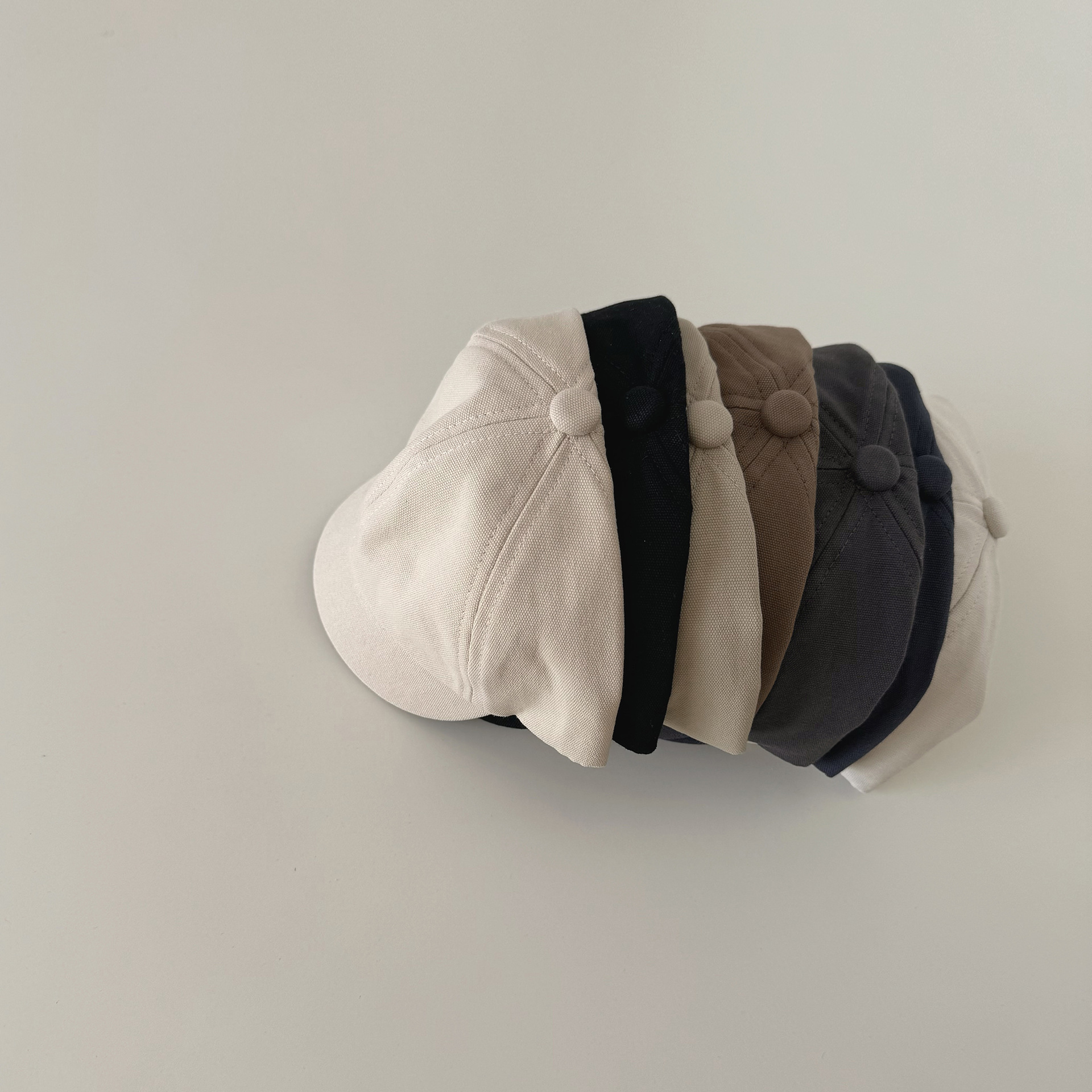 Autumn South South Korea baby hat spring 2024 new fashion solid color simple small brim children baseball cap wholesale_voghion.com
