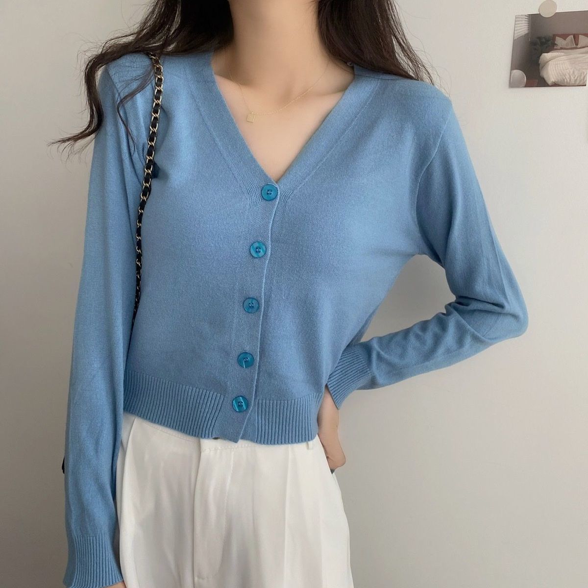 Southeast Asia 2022 New Women's Long-sleeved Sweater All-match Short V-neck Cardigan Coat Women's Sweater Women's Top_voghion.com
