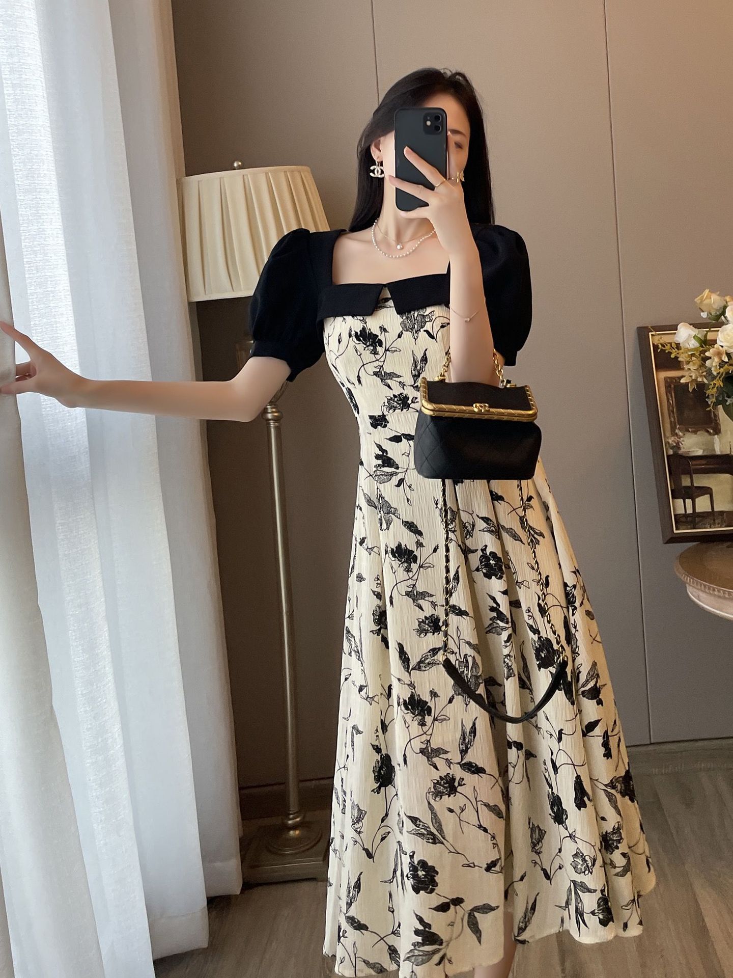 New Style Style Design Sense Slim Stitching Floral Dress Women's Summer 2022 New Square Collar Puff Sleeve A- line Dress