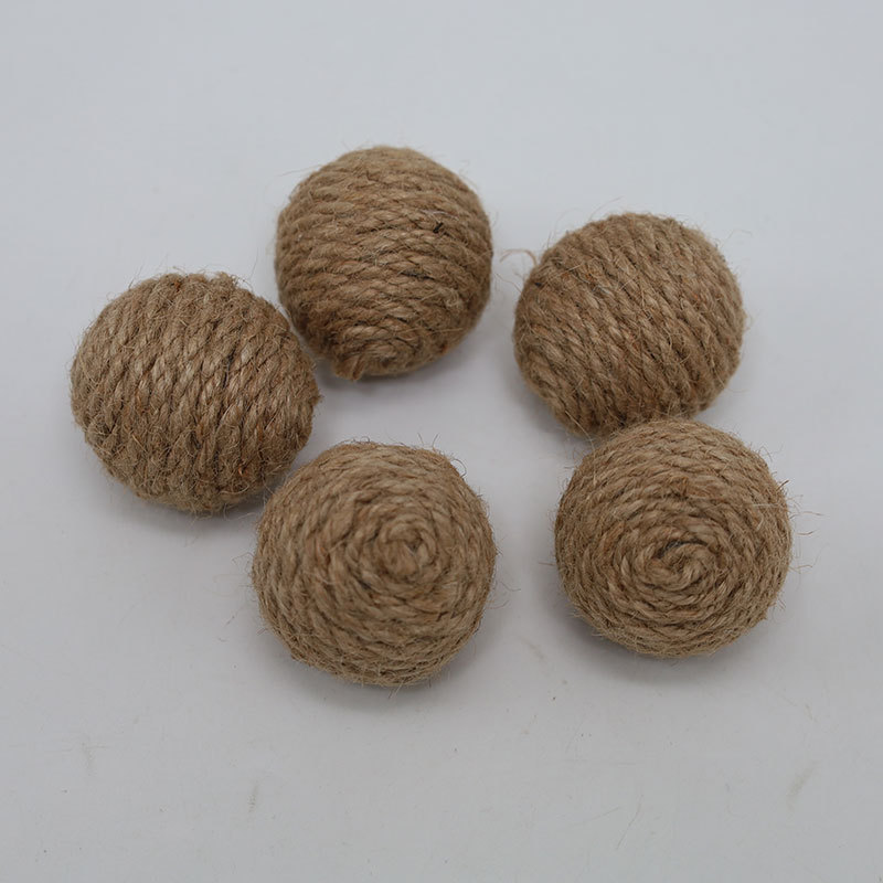 Pet cat toy with small sandstone natural color cotton hemp rope ball spherical rolling CAT Entertainment relieving stuffy cat toy