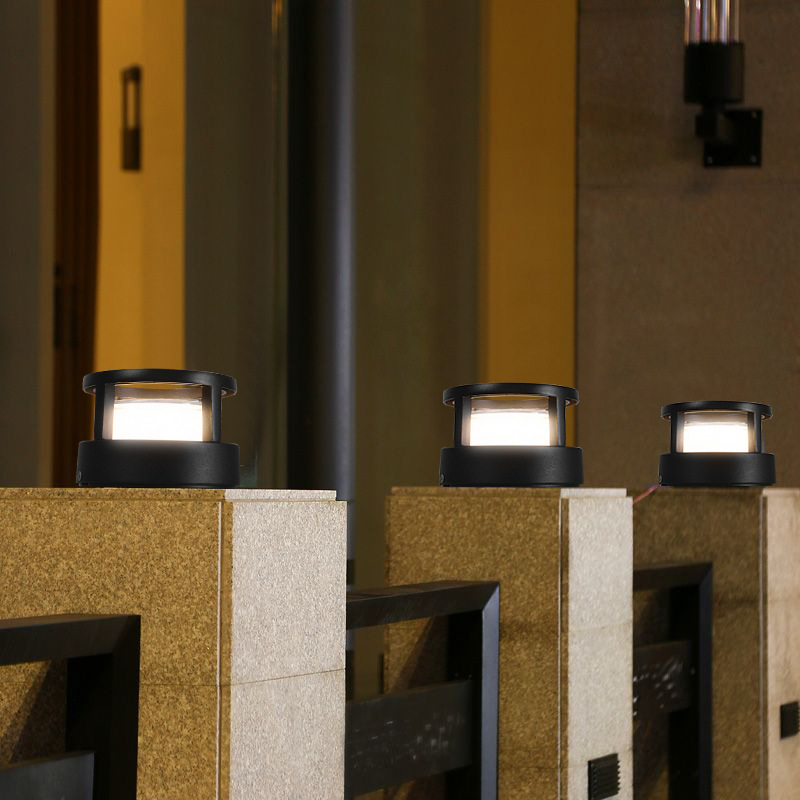 LED solar outdoor pillar lamp courtyard lawn lamp fence pillar small lamp waterproof garden villa landscape lamp