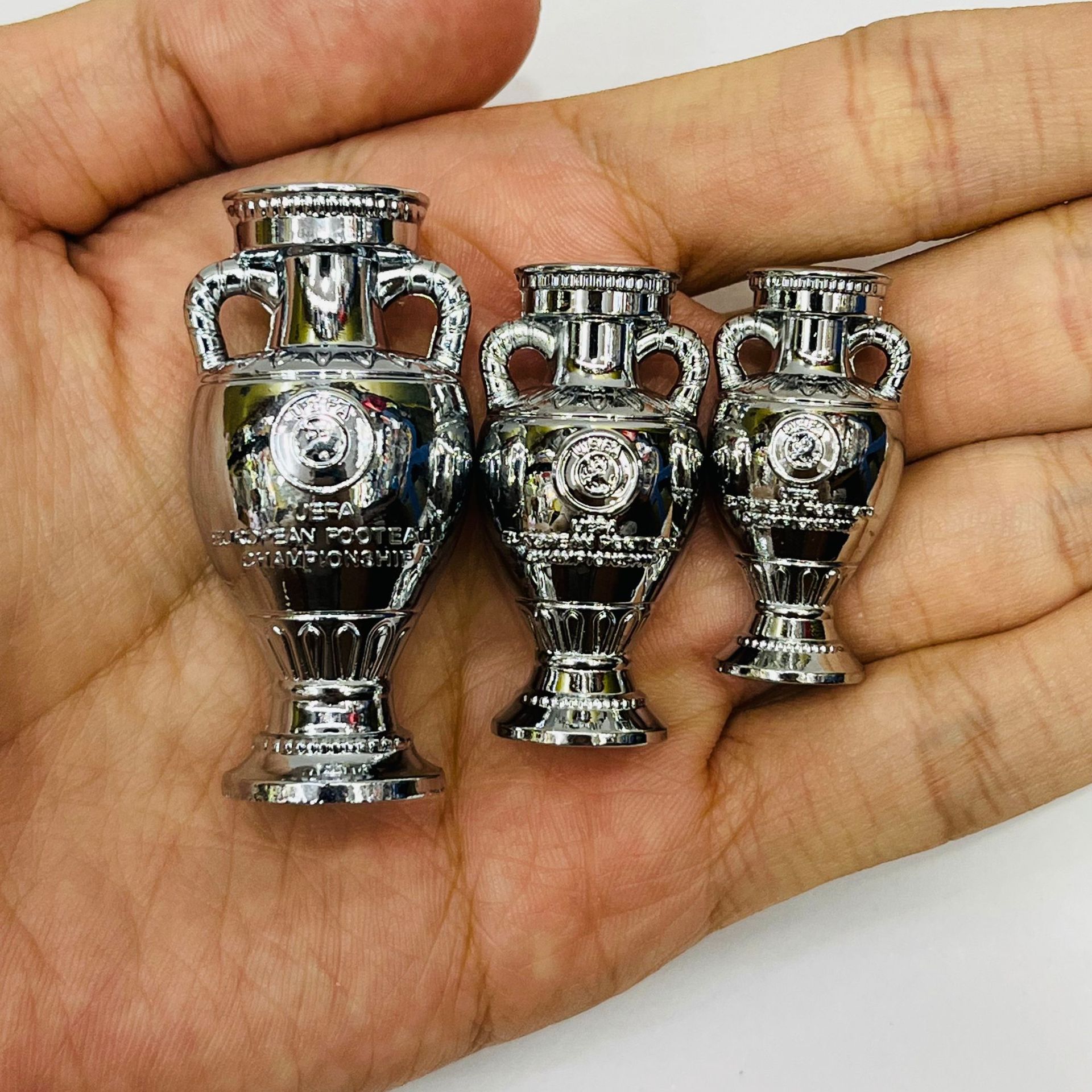 Mini Zinc Alloy Trophy Ornaments Keychain Champions League Premier League Serie A Bundesliga Gold Boots Gold Ball Gold Cup Souvenir