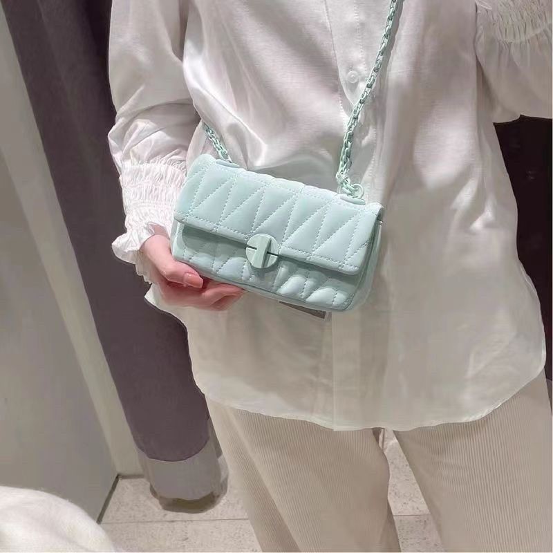 Chain Bag 2023 New Pink Crossbody Bag Small Bag Shoulder Bag Underarm Bag Commuter High-end Rhombic Women's Bag