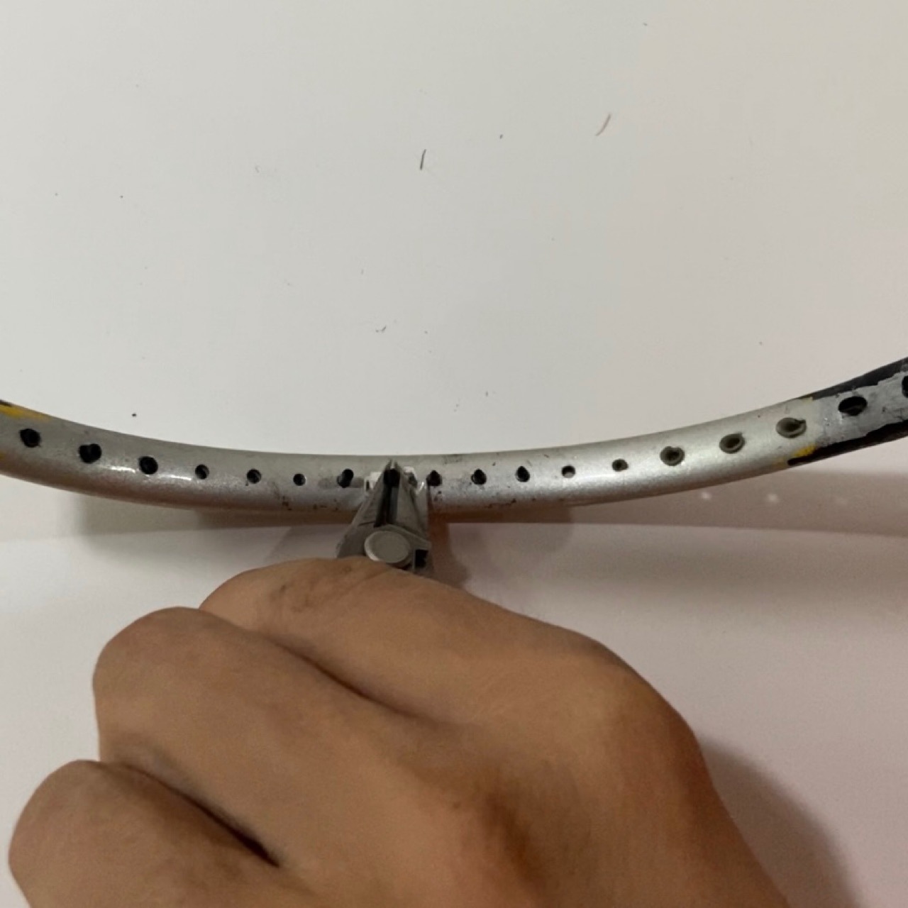 Feather boxing badminton racket protective tube nail fixed length trimming pliers tool special trimming protective tube length