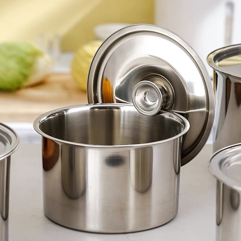 304 Stainless Steel Spice Tank Kitchen Lard Jar with Lid Household High Temperature Resistant Chili Oil Flavor Cup Spice Tank