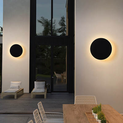 Nordic simple round LED outdoor waterproof wall lamp IP65 outdoor wall lamp Villa corridor entrance light