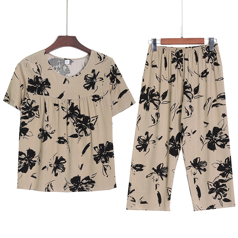 Spring and Summer Middle-aged and Elderly Mothers' Pajamas New Short-sleeved Capri Pants Full-length Cotton Silk Home Clothes Suit Plus Size