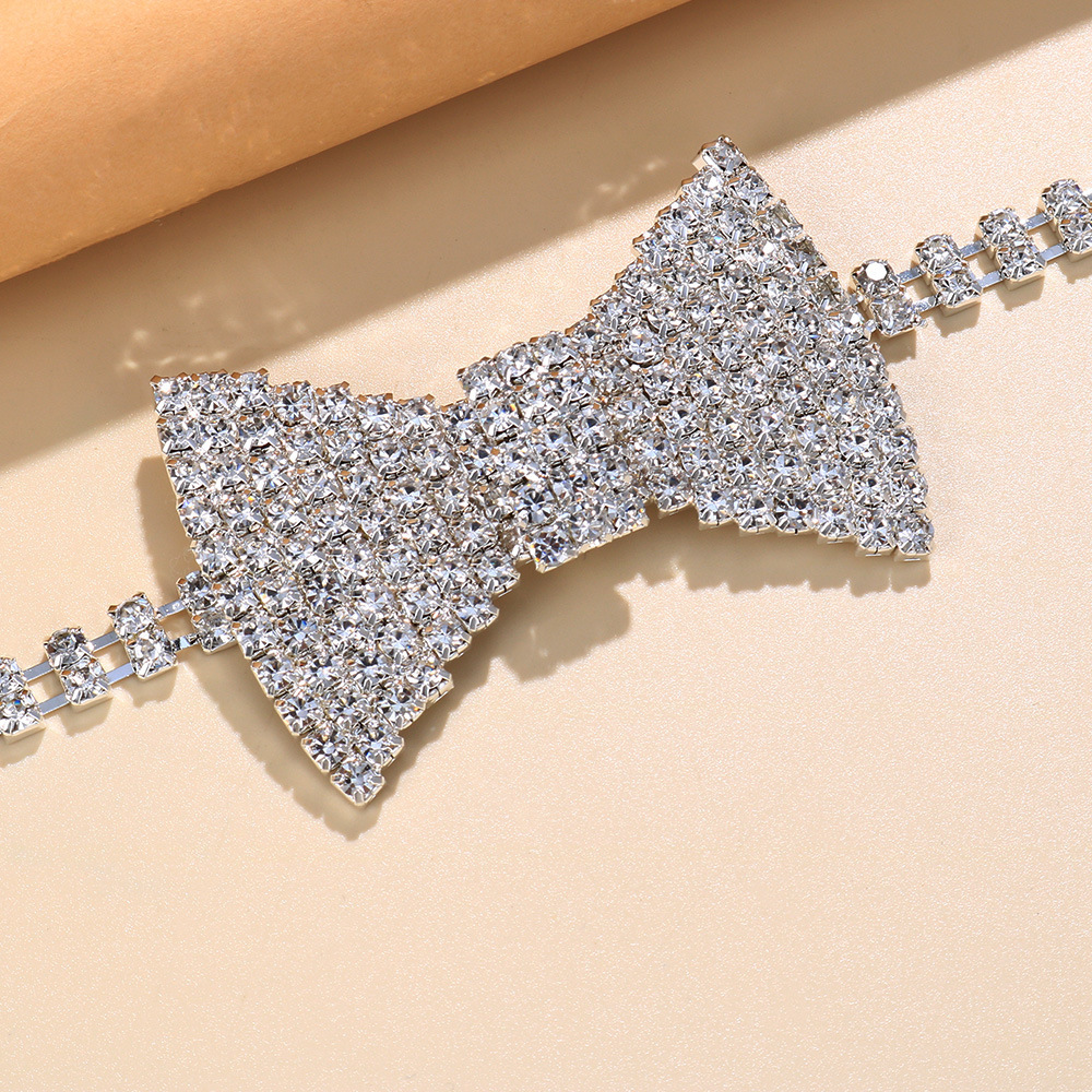 Cross-border new rhinestone bow necklace fashion bow tie necklace sexy nightclub uniform style necklace choker