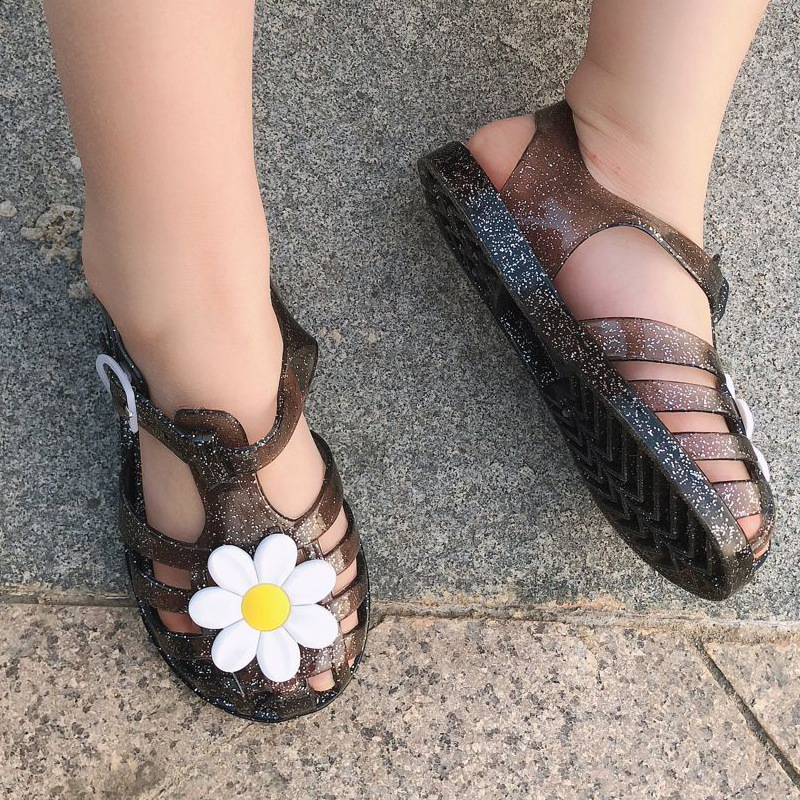 Cross-border exclusive for 2022 new girls daisy flower children's shoes jelly Princess Baotou baby Roman shoes