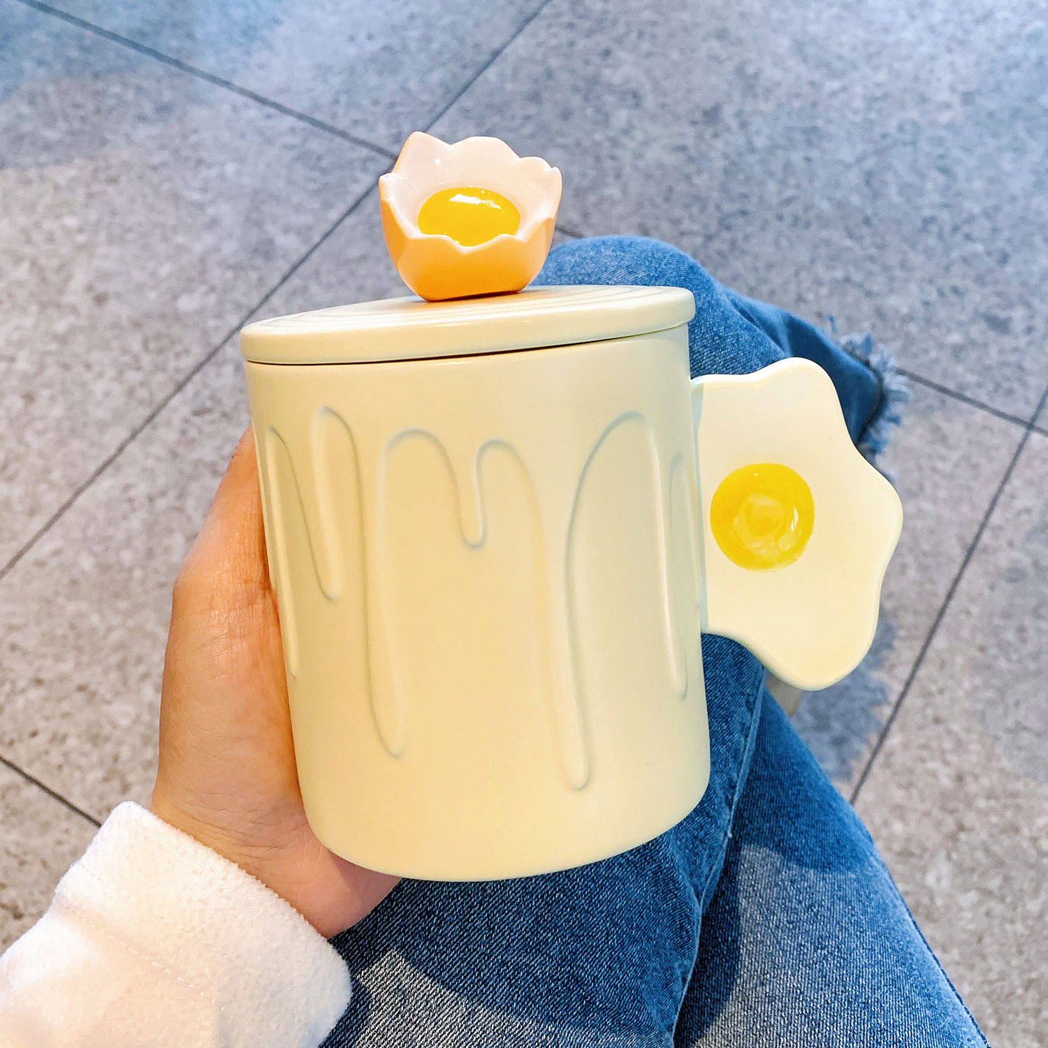 Creative cartoon ceramic cup, high-value water cup for girls, household mug, breakfast cup for couples, gift