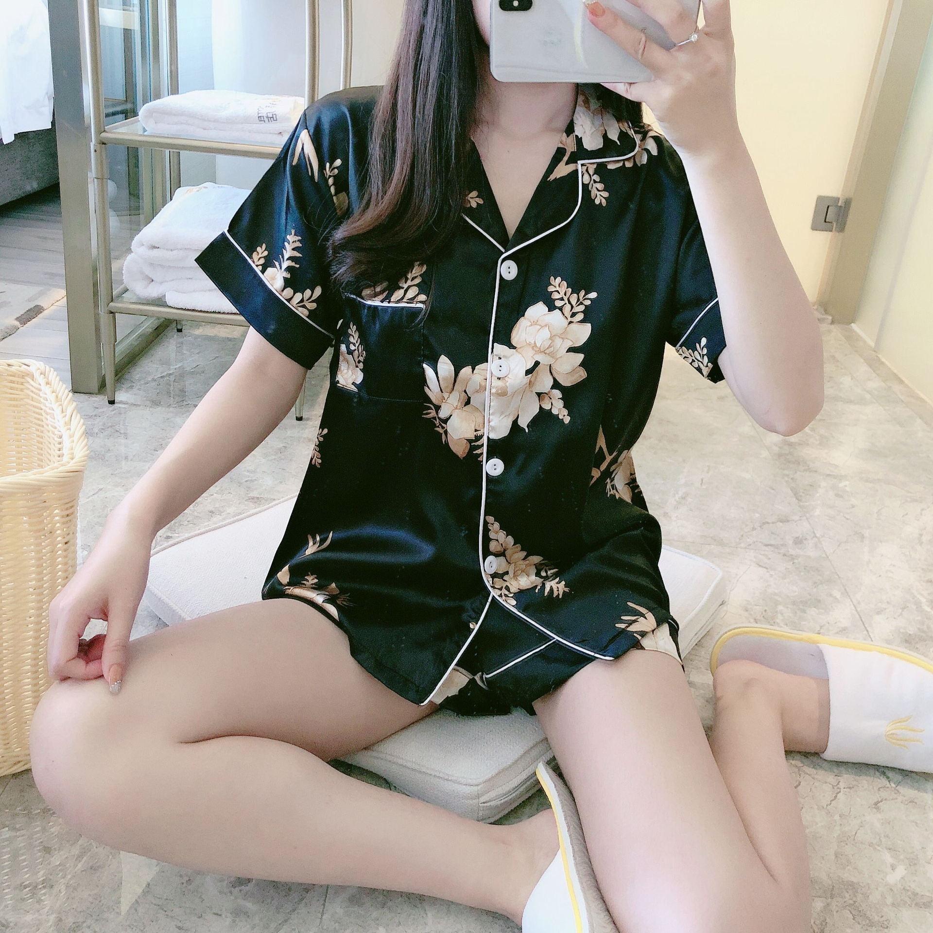 Pajamas Women's Summer New Sweet Cute 5050 Silk Cardigan Lapel Short-sleeved Shorts Home Clothes Two-piece Set