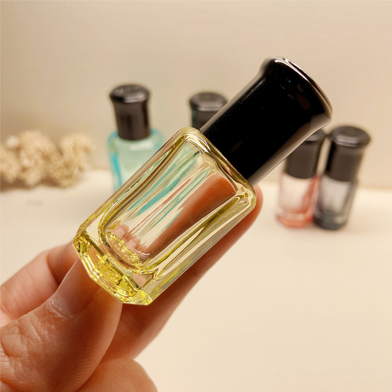 Colored glass octagonal Roller bottle sealed portable perfume sub-bottle bead bottle essential oil bottle factory direct sales