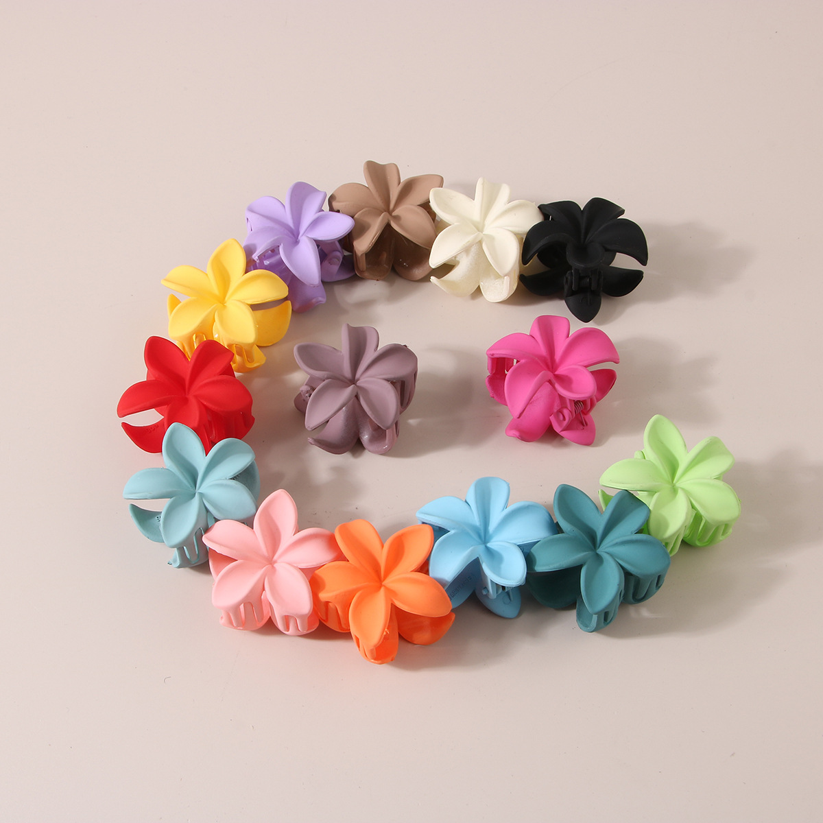 Cross-border  4CM Candy Color Egg Flower Small Grab Clip Simple Flower Hairpin Small Shark Clip Hair Accessories_voghion.com