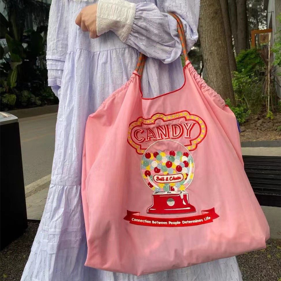 Japanese Embroidered Eco-Friendly Portable Shopping Bag Handbag Oxford Bag ball chain Embroidered Nylon Handbag