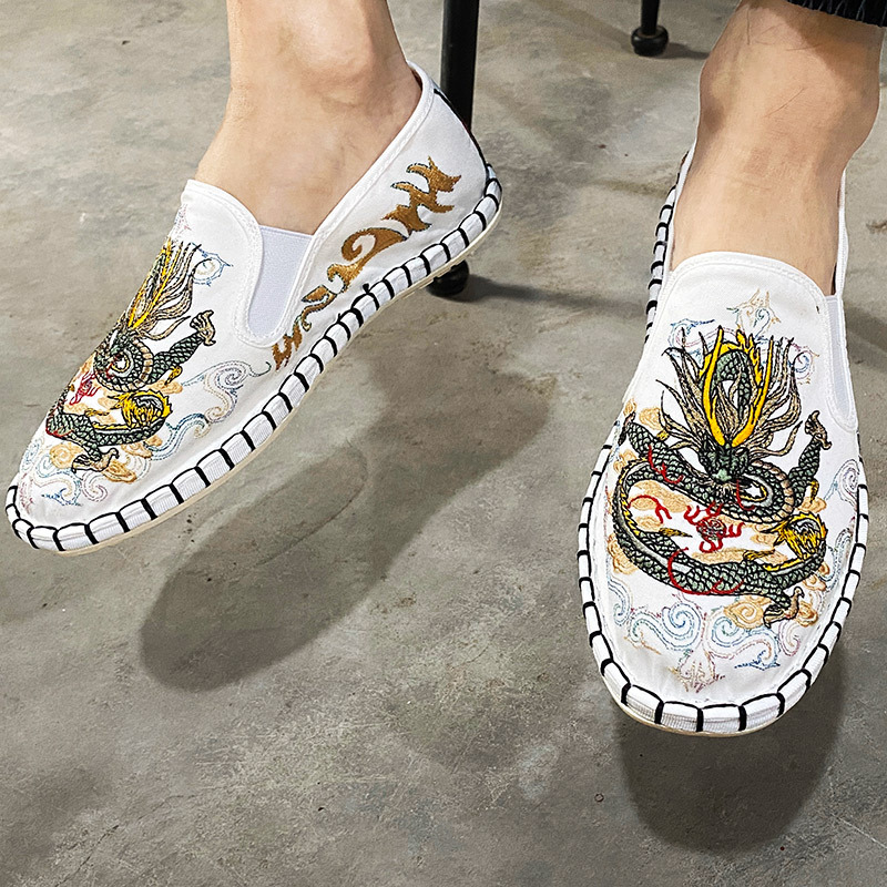 Old Beijing Cloth Shoes Handmade Korean Cloth Shoes Ghost Facial Mask Xishan Social People Embroidered Peas Shoes Men's Lazy People Trendy
